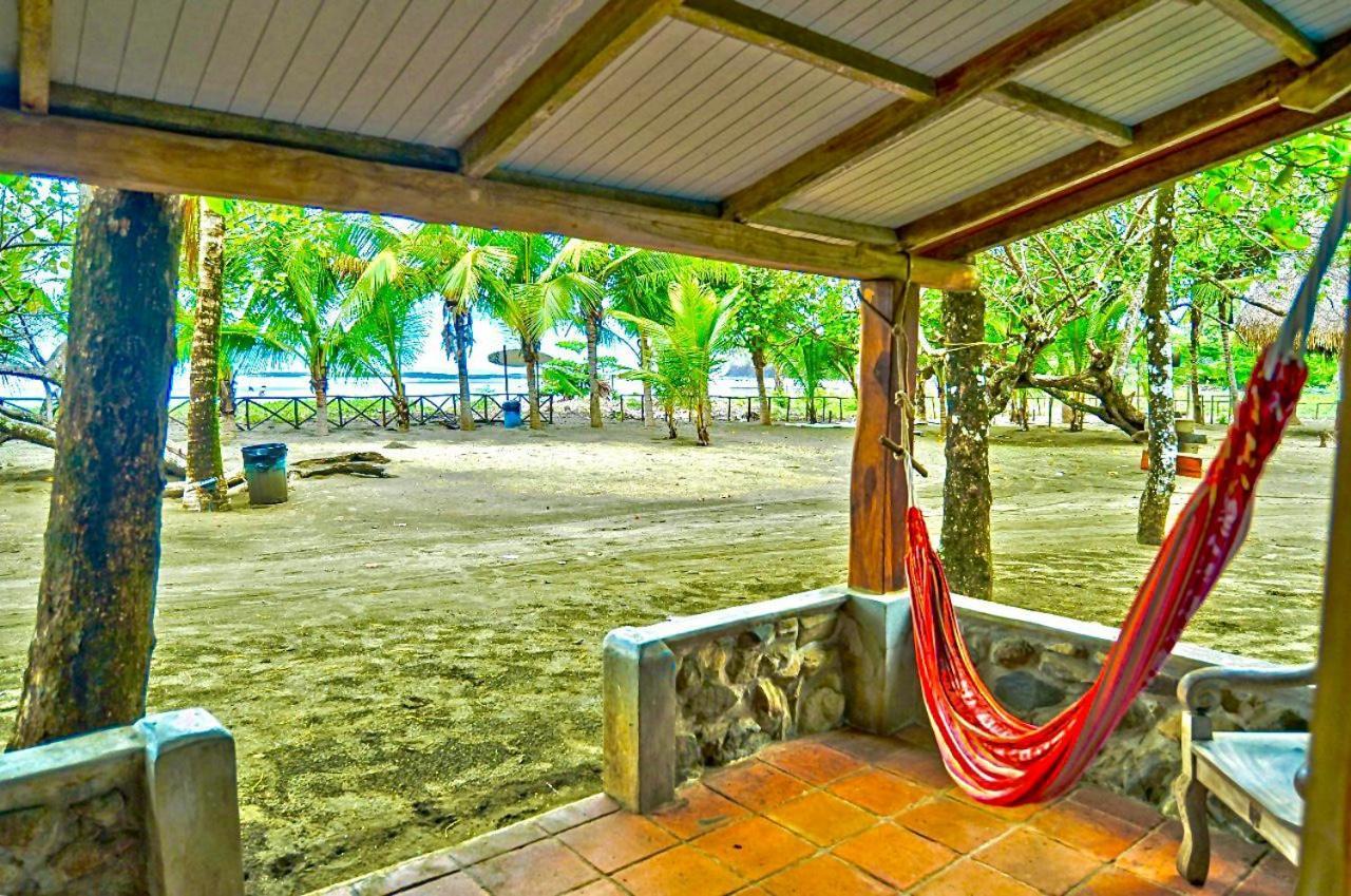 Hotel Oasis & Surf Camp Santa Catalina Luaran gambar