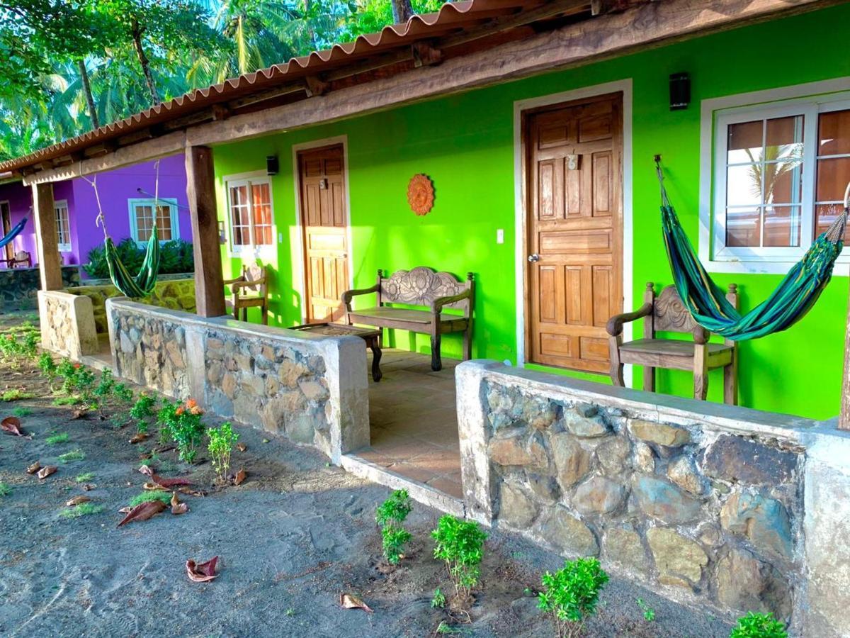 Hotel Oasis & Surf Camp Santa Catalina Luaran gambar