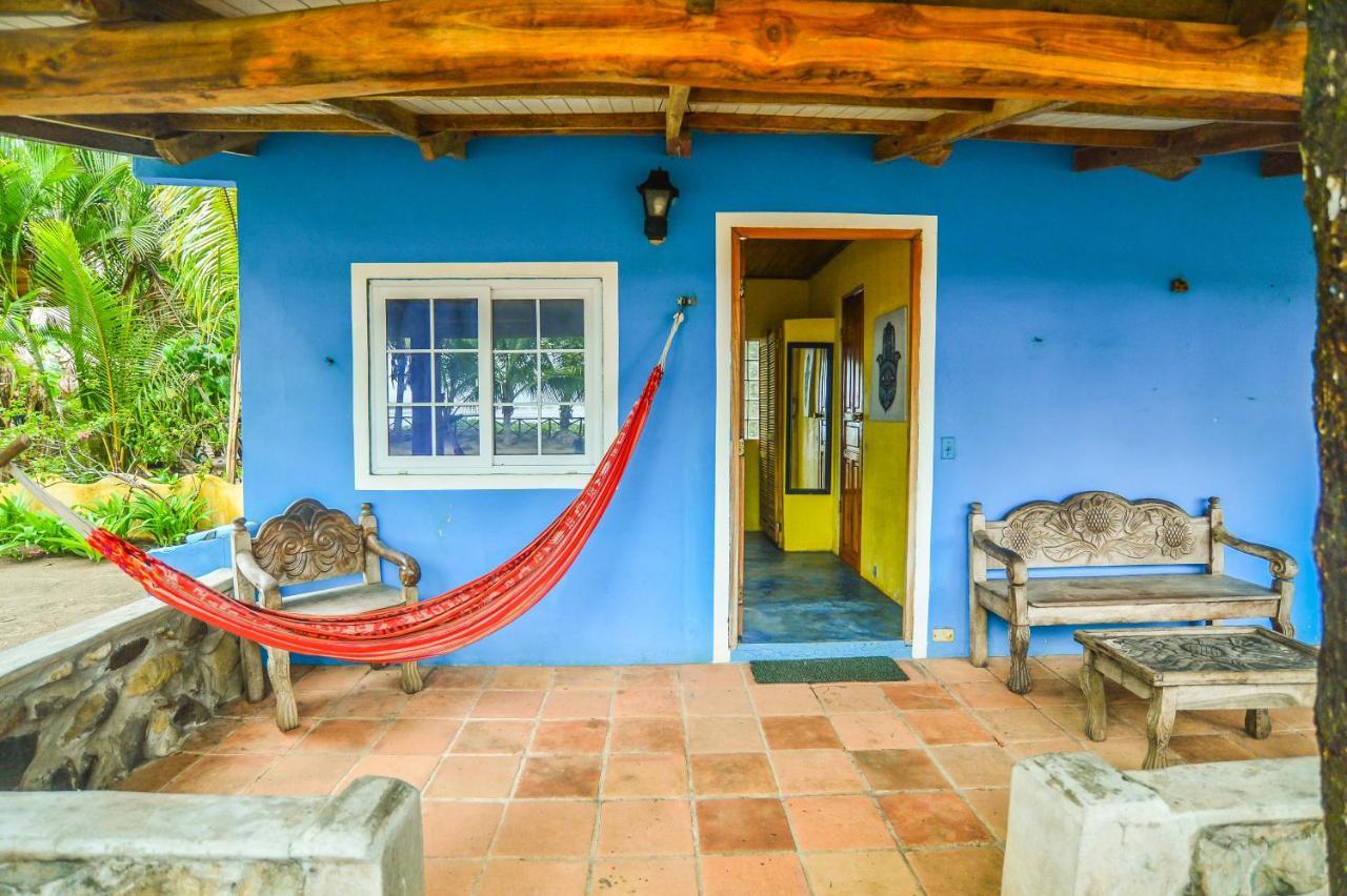 Hotel Oasis & Surf Camp Santa Catalina Luaran gambar