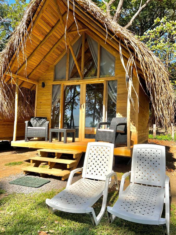 Hotel Oasis & Surf Camp Santa Catalina Luaran gambar