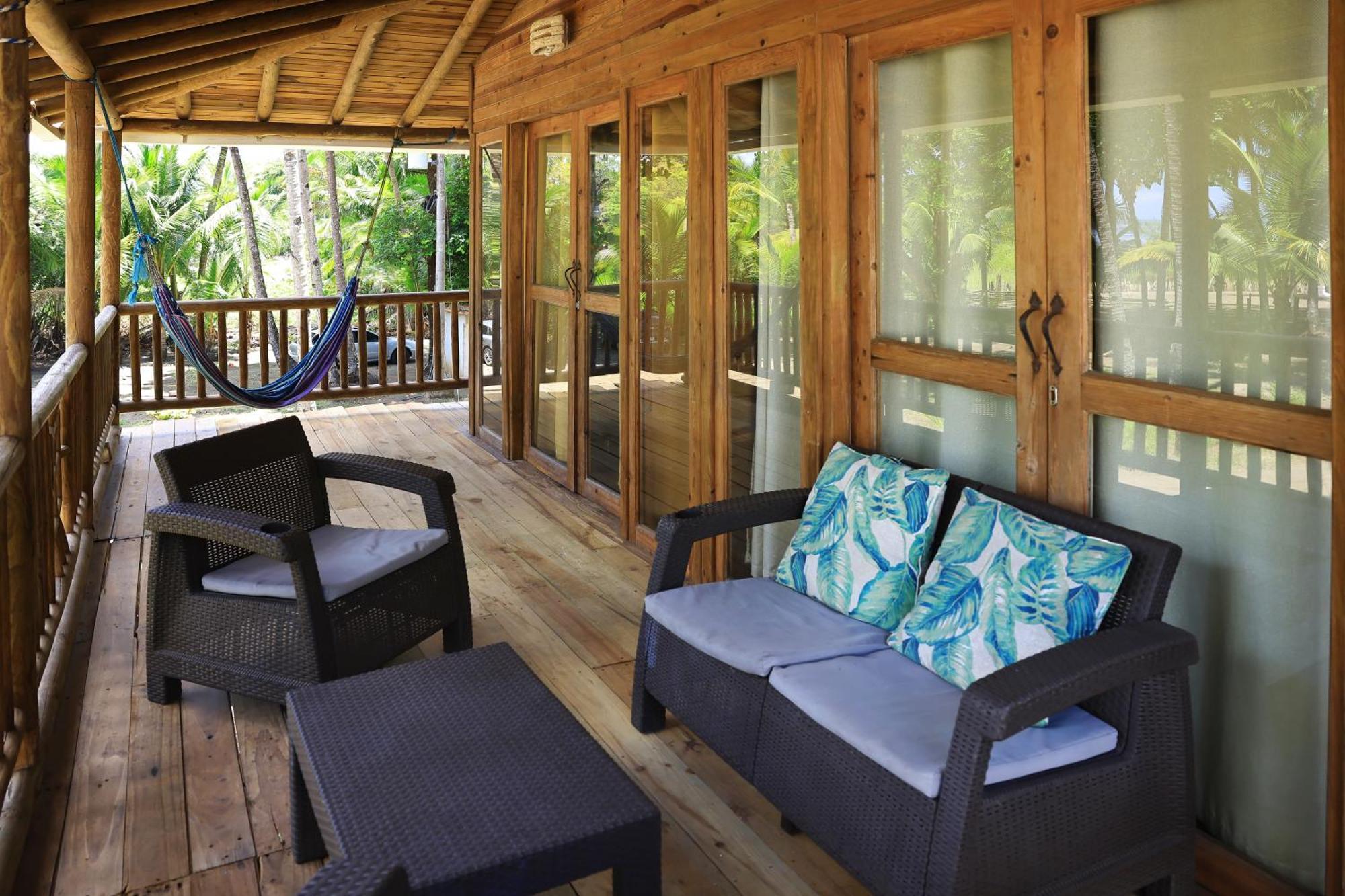 Hotel Oasis & Surf Camp Santa Catalina Luaran gambar