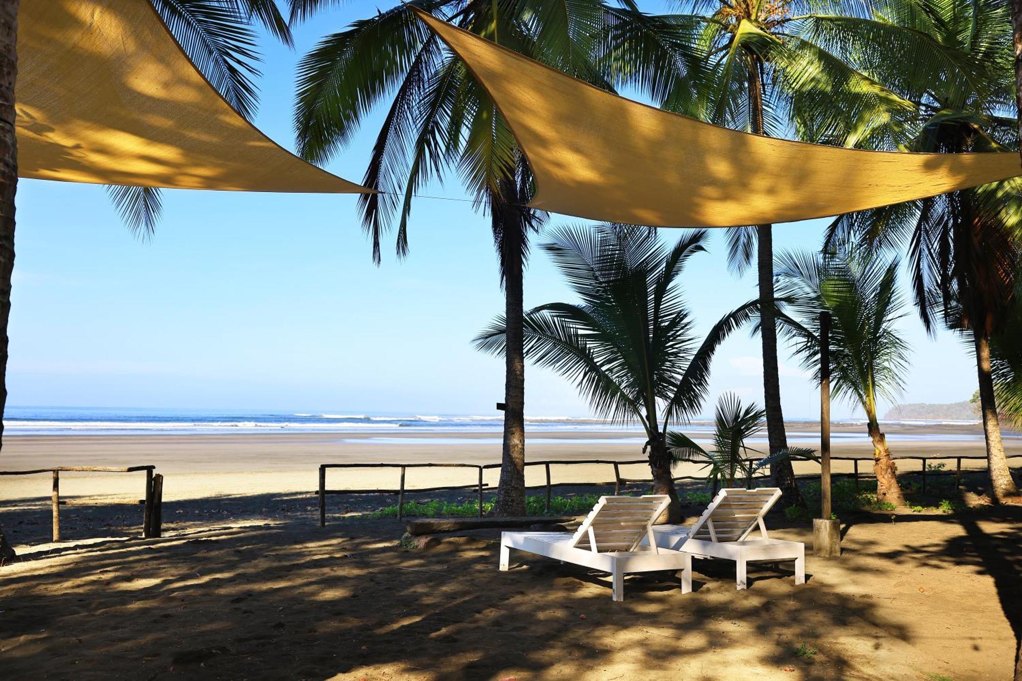 Hotel Oasis & Surf Camp Santa Catalina Luaran gambar
