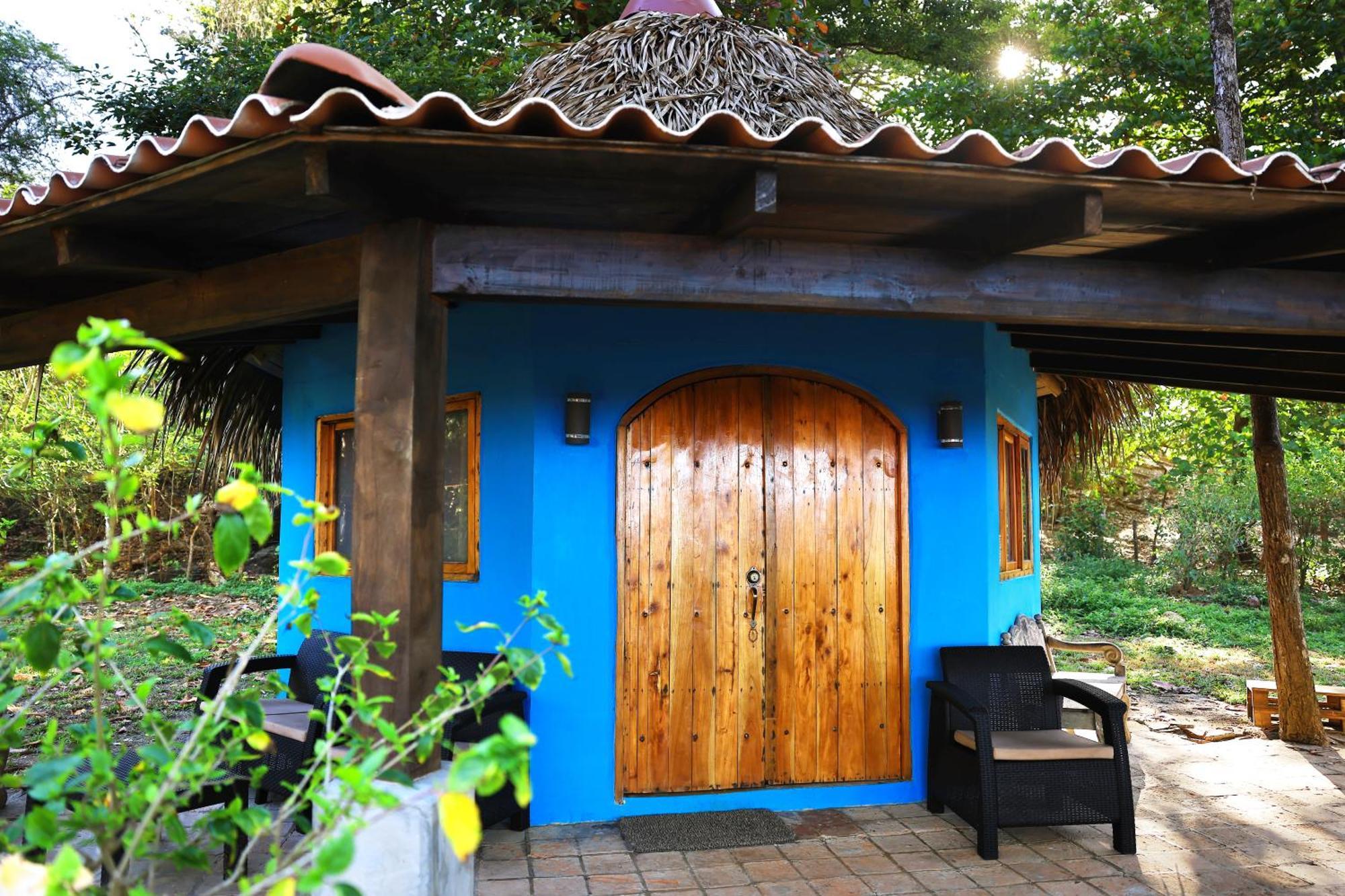 Hotel Oasis & Surf Camp Santa Catalina Luaran gambar